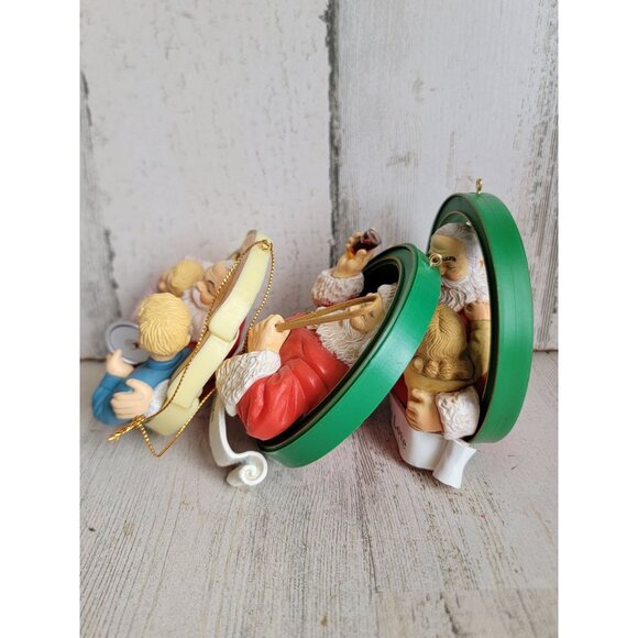 Coca-Cola Santa seasons greetings ornament Xmas set variety - Picture 5 of 7